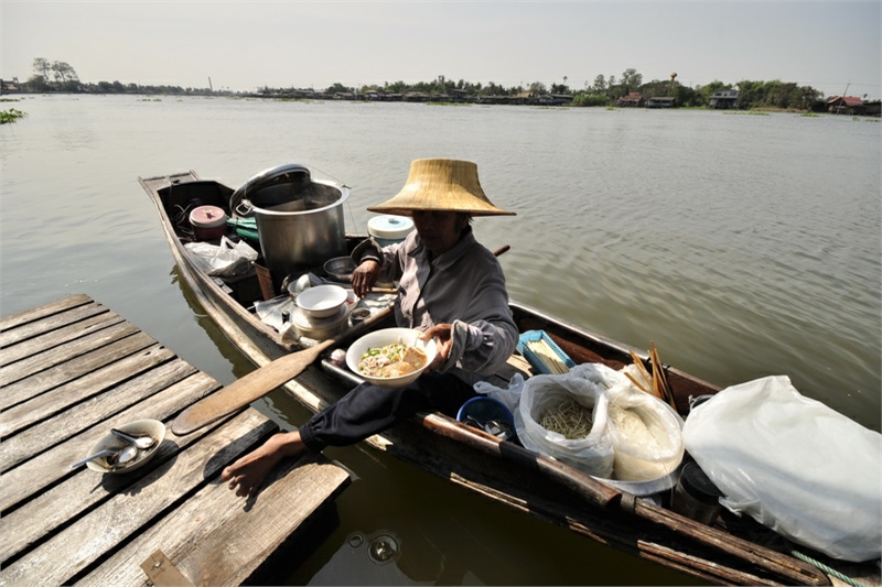 ingnatee boat shop visit